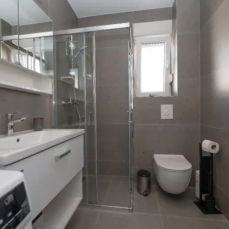 Filou * 마카르스카